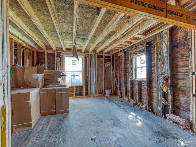 13680 Martinsville Road, Carleton, MI 48117