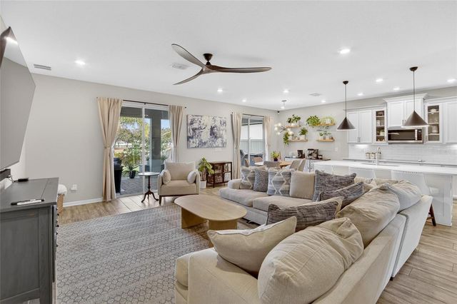 10824 WHITLAND GROVE DRIVE, Riverview, FL 33578