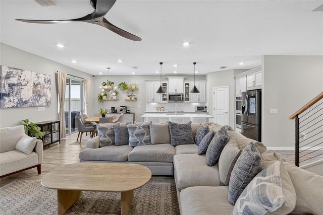 10824 WHITLAND GROVE DRIVE, Riverview, FL 33578