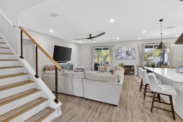 10824 WHITLAND GROVE DRIVE, Riverview, FL 33578