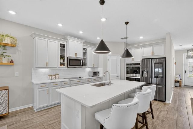 10824 WHITLAND GROVE DRIVE, Riverview, FL 33578