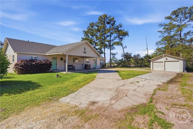 150 Smoakhouse Drive, Midway, GA 31320