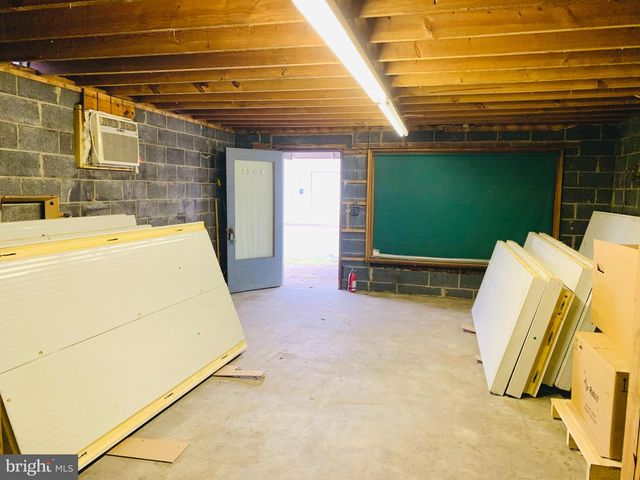 1504 PRINCESS ANNE ST, Fredericksburg, VA 22401