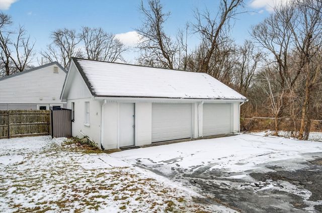 220 Francis Ave, North Providence, RI 02904