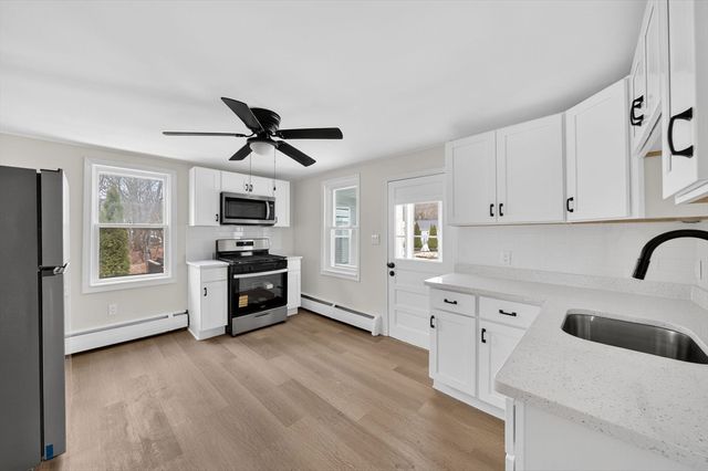 220 Francis Ave, North Providence, RI 02904