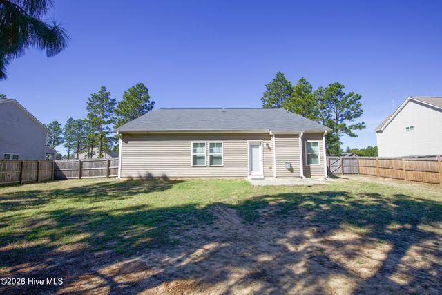 3025 Dana Lane, Aberdeen, NC 28315