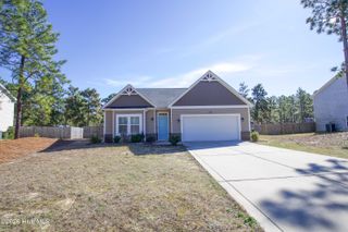 3025 Dana Lane, Aberdeen, NC 28315