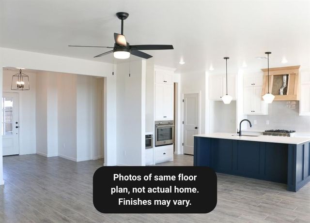 4900 Vine Cliff Road, Mustang, OK 73064