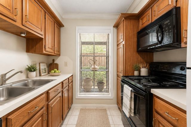 1311 Antoine Drive 331, Houston, TX 77055
