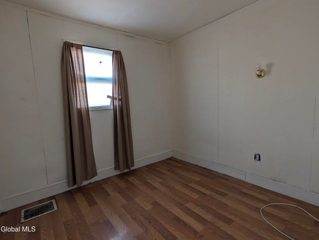 67 Montgomery Street, Gloversville, NY 12078