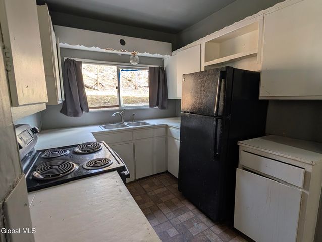67 Montgomery Street, Gloversville, NY 12078