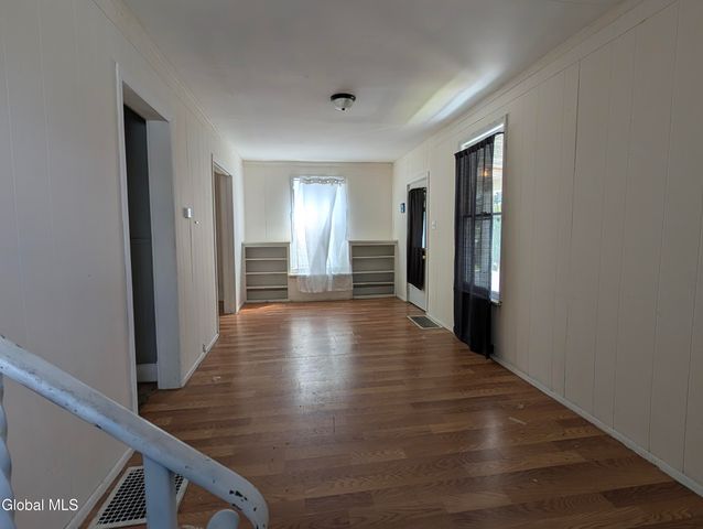 67 Montgomery Street, Gloversville, NY 12078