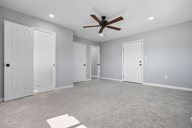1116 Skelton Bluff Road, Kingsport, TN 37660