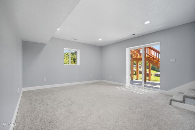 1116 Skelton Bluff Road, Kingsport, TN 37660