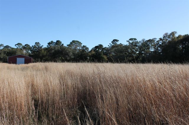 8531 Avenue H, Liverpool, TX 77577