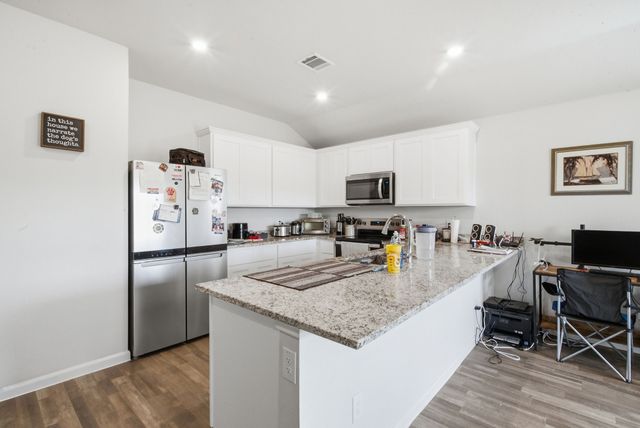 417 Jameson Street, Springtown, TX 76082