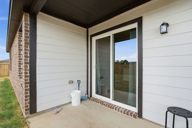 417 Jameson Street, Springtown, TX 76082