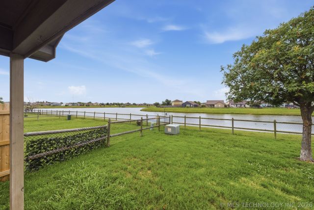 14506 E 111th Place N, Owasso, OK 74055