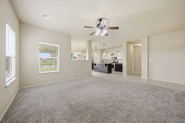 14506 E 111th Place N, Owasso, OK 74055