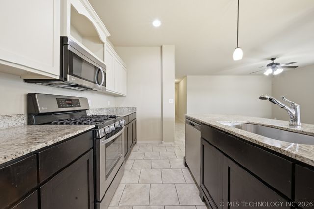 14506 E 111th Place N, Owasso, OK 74055