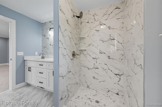 345 Second Ave, Pontiac, MI 48340