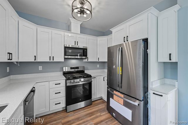 345 Second Ave, Pontiac, MI 48340