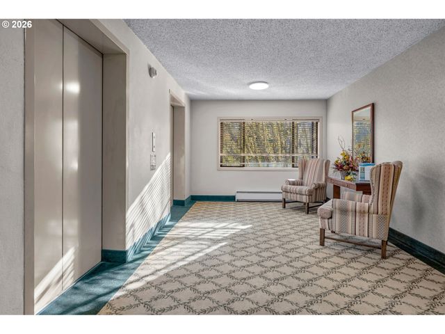 2021 Sw MAIN St 48, Portland, OR 97205