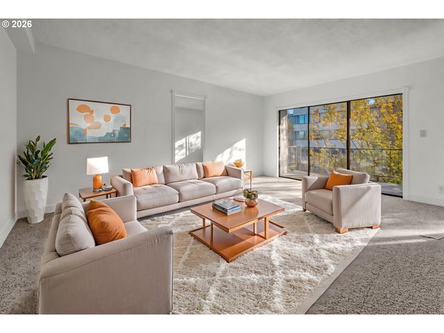 2021 Sw MAIN St 48, Portland, OR 97205