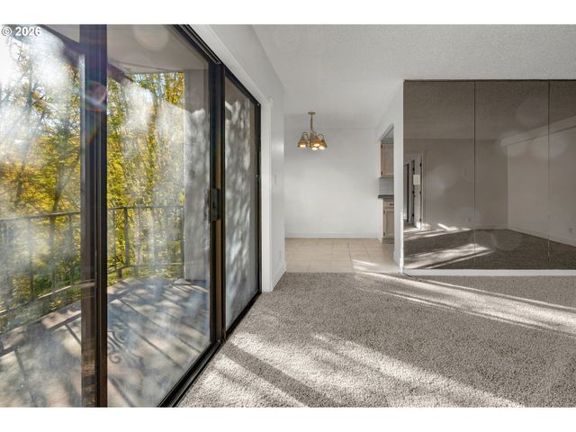 2021 Sw MAIN St 48, Portland, OR 97205