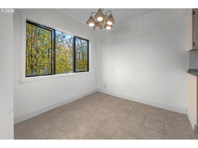 2021 Sw MAIN St 48, Portland, OR 97205