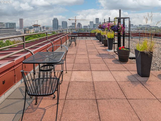 2021 Sw MAIN St 48, Portland, OR 97205