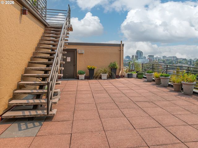 2021 Sw MAIN St 48, Portland, OR 97205
