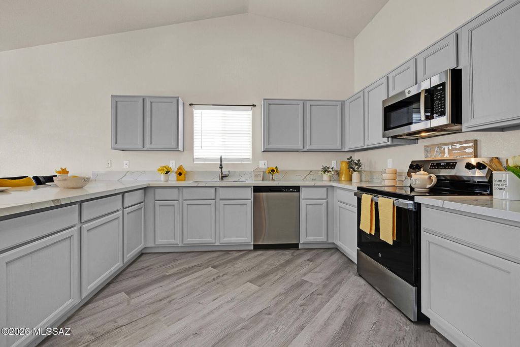 12957 N Three Buttes Place, Marana, AZ 85658