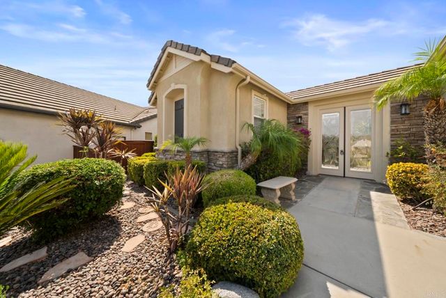 30290 Carmenet Circle, Murrieta, CA 92563