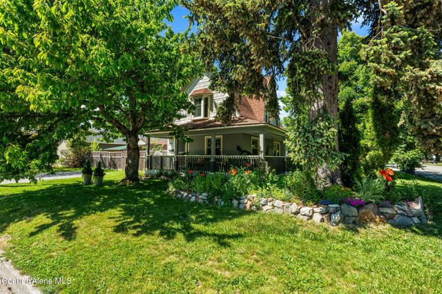1402 W Lake ST W, Sandpoint, ID 83864