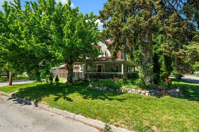 1402 W Lake ST W, Sandpoint, ID 83864