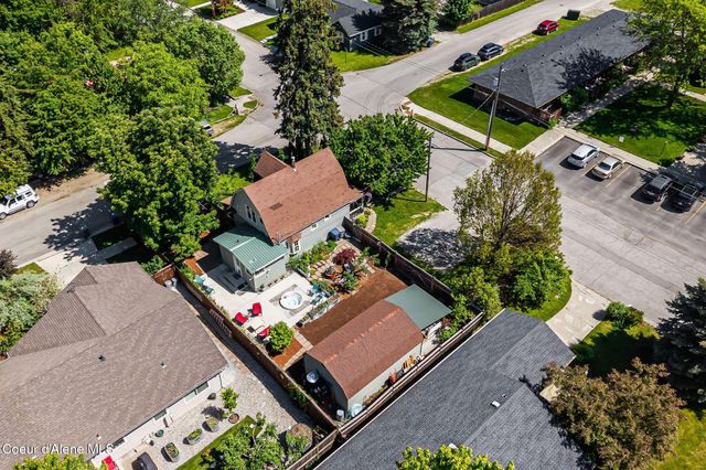 1402 W Lake ST W, Sandpoint, ID 83864