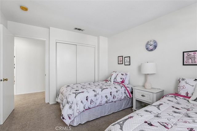 7210 Paseo Del Rio, Commerce, CA 90040