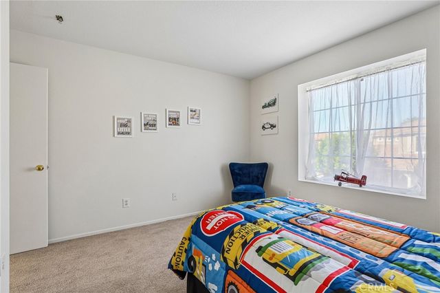 7210 Paseo Del Rio, Commerce, CA 90040