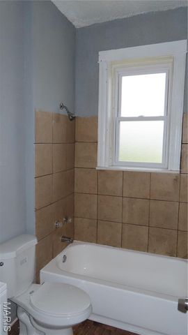 3018 N Vandeventer Avenue, St Louis, MO 63107