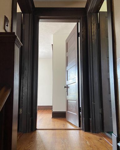 373 S MAGNOLIA AVE, Waynesboro, VA 22980