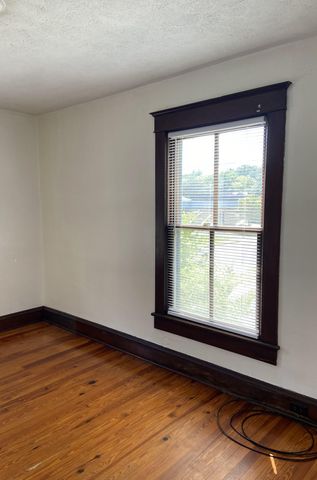 373 S MAGNOLIA AVE, Waynesboro, VA 22980