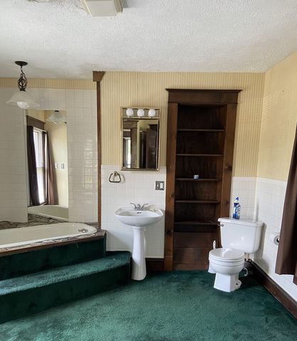 373 S MAGNOLIA AVE, Waynesboro, VA 22980