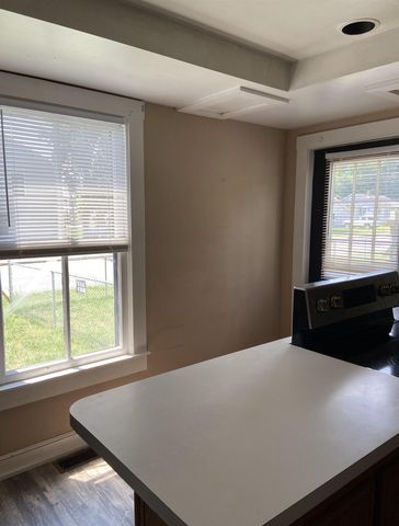 373 S MAGNOLIA AVE, Waynesboro, VA 22980