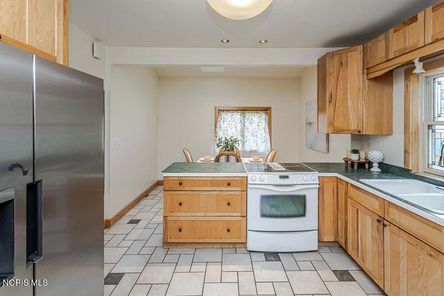 2670 Brookford Drive, Toledo, OH 43614