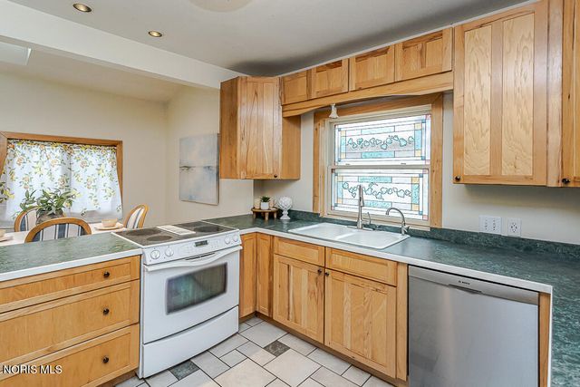 2670 Brookford Drive, Toledo, OH 43614