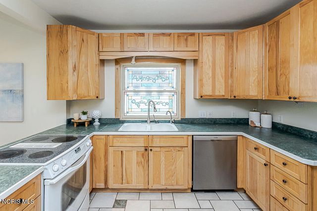 2670 Brookford Drive, Toledo, OH 43614