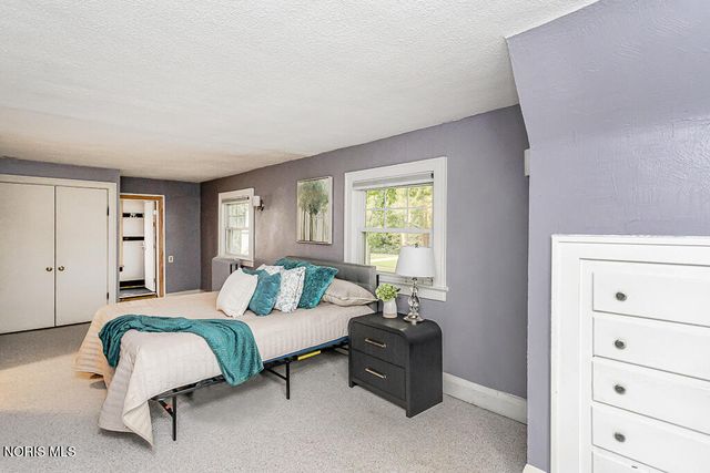 2670 Brookford Drive, Toledo, OH 43614