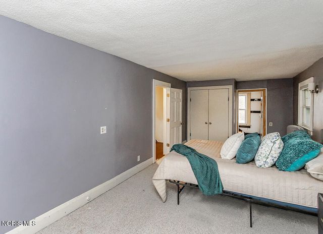 2670 Brookford Drive, Toledo, OH 43614