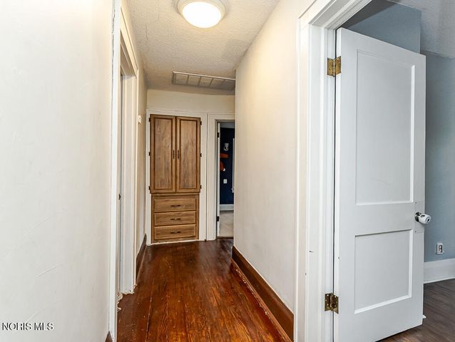 2670 Brookford Drive, Toledo, OH 43614